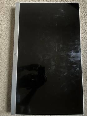 L17303-383 Hp Pavilion 27xw 27-inch- Screen Cracked
