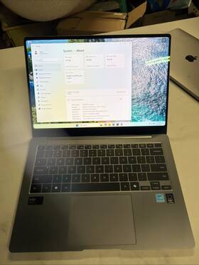 Samsung Np940xgkkg2us 14 Inch Galaxy Book4 Pro Laptop Intel Core 5 Ultra Processor Np940xgk-kg2us