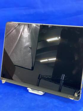 A-1398-33 Seven Puppy Screen Replacement 15 Inch For Macbook Pro Lcd Display Damaged