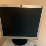 Hp L1906 19" Sxga Lcd Color Monitor 385899-001 W/ Pivot Stand. Fixed Price $38.99.