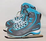 Riedell Soar Softboot Figure Skate Size (us Women's 6.5-7.5) Turquoise. Fixed Price $30.00.